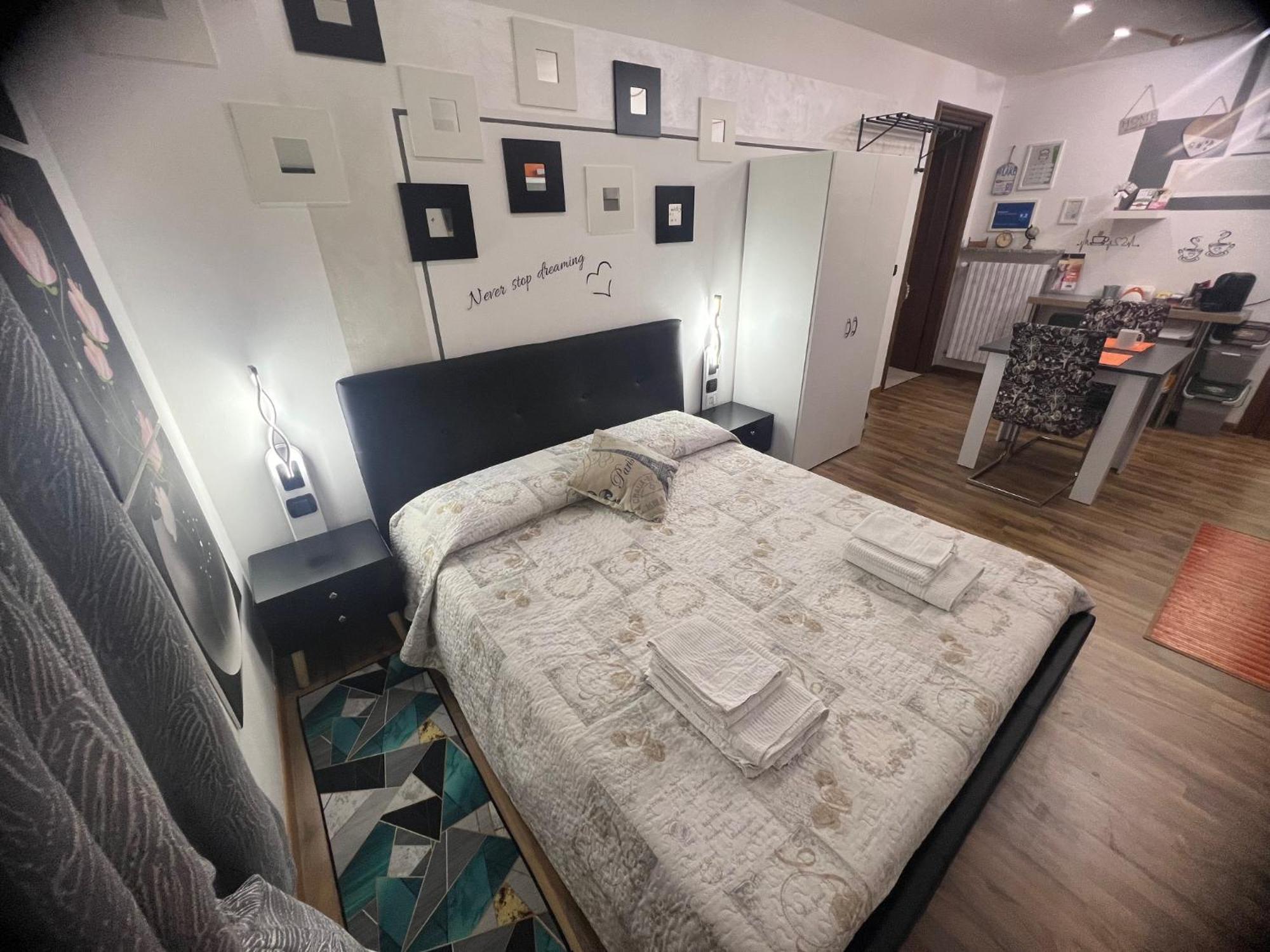 Maison Jean-Luc - App Cavour ブラ エクステリア 写真
